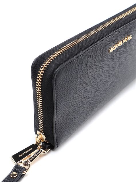 michael kors jet travel wallet|michael kors multifunction wallet.